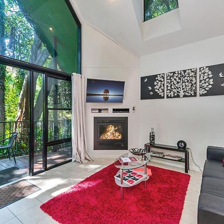 Chalet On Gallery Walk - King Bed, Spa, Fireplace, Wifi & Netflix, Linger A While Mount Tamborine Buitenkant foto