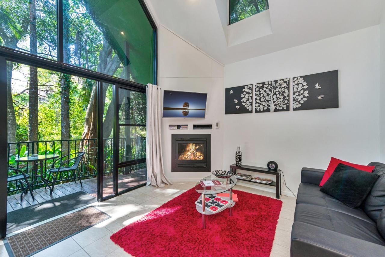 Chalet On Gallery Walk - King Bed, Spa, Fireplace, Wifi & Netflix, Linger A While Mount Tamborine Buitenkant foto