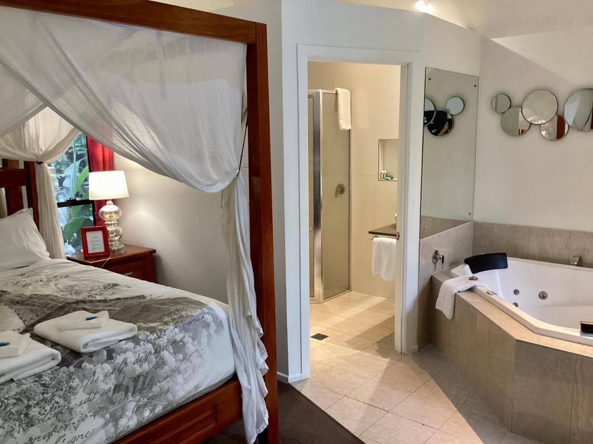 Chalet On Gallery Walk - King Bed, Spa, Fireplace, Wifi & Netflix, Linger A While Mount Tamborine Buitenkant foto
