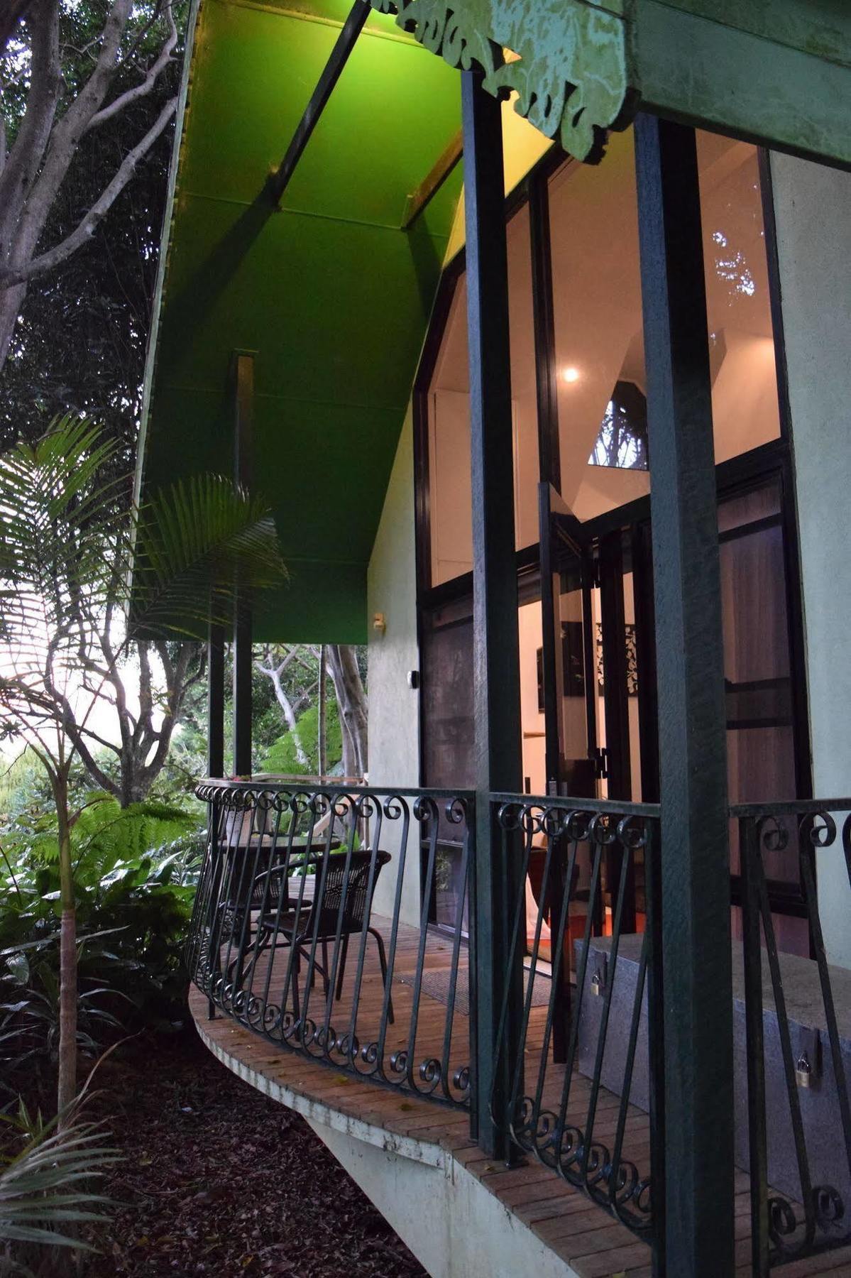 Chalet On Gallery Walk - King Bed, Spa, Fireplace, Wifi & Netflix, Linger A While Mount Tamborine Buitenkant foto