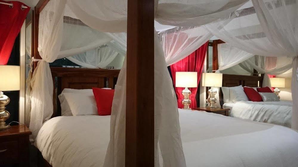 Chalet On Gallery Walk - King Bed, Spa, Fireplace, Wifi & Netflix, Linger A While Mount Tamborine Buitenkant foto
